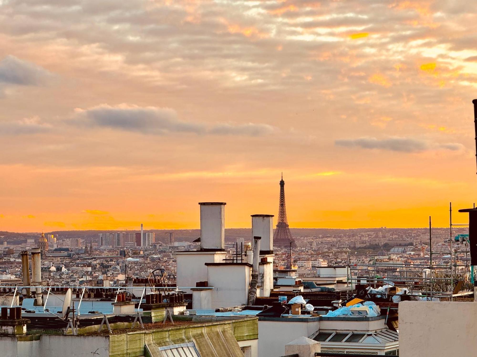 Direct Views Of Eiffel Tower & Sacre-coeur From Mezzanine - 10 Mins To Center Apartment Paris