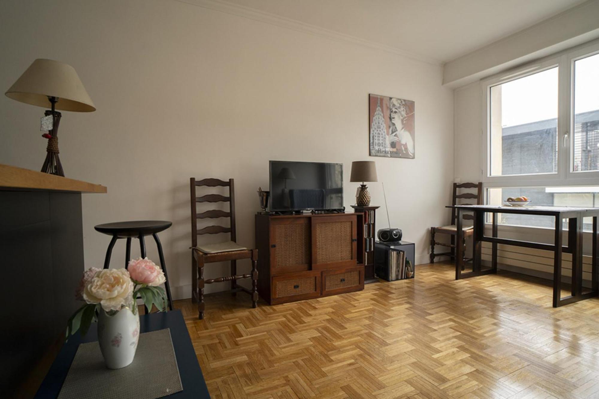 Spacious Studio In The Heart Of * Paris