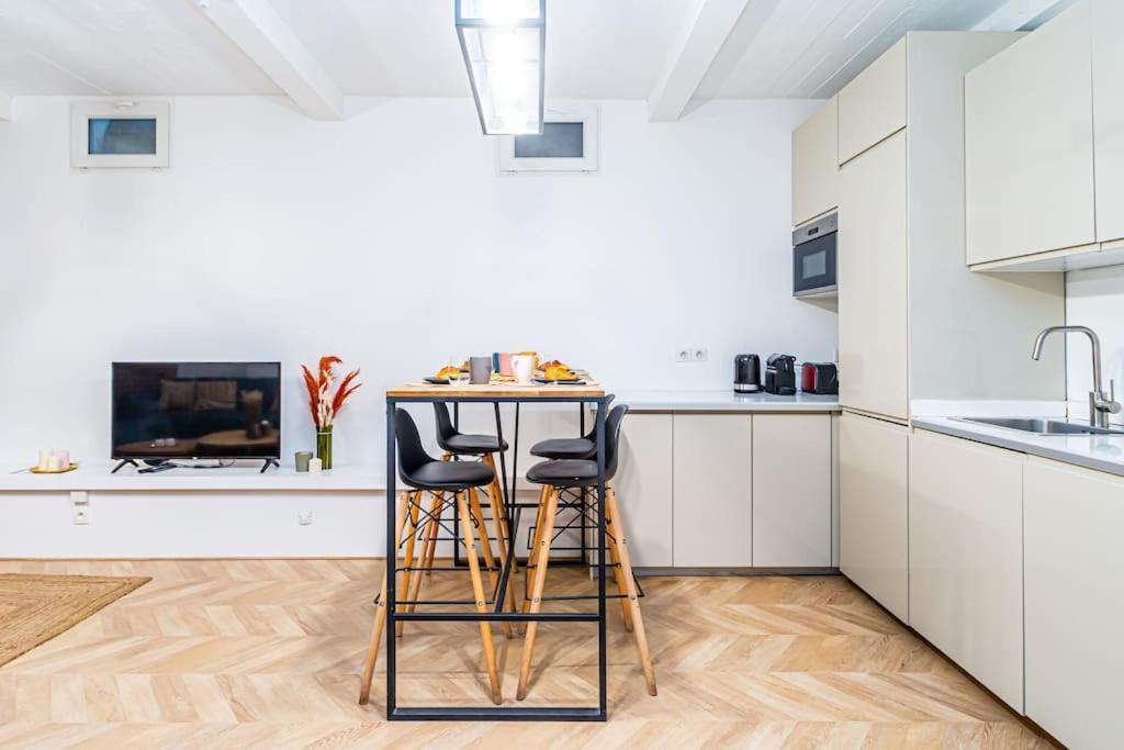 6 Personnes Montmartre Apartment *