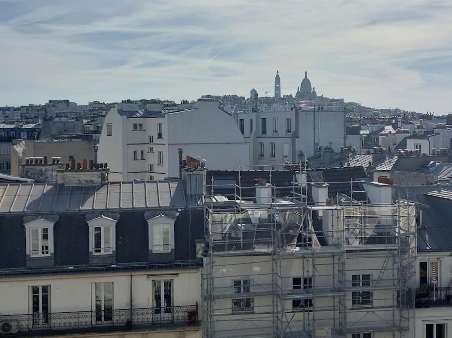 Apartment With Tour Eiffel View And Montmartre *