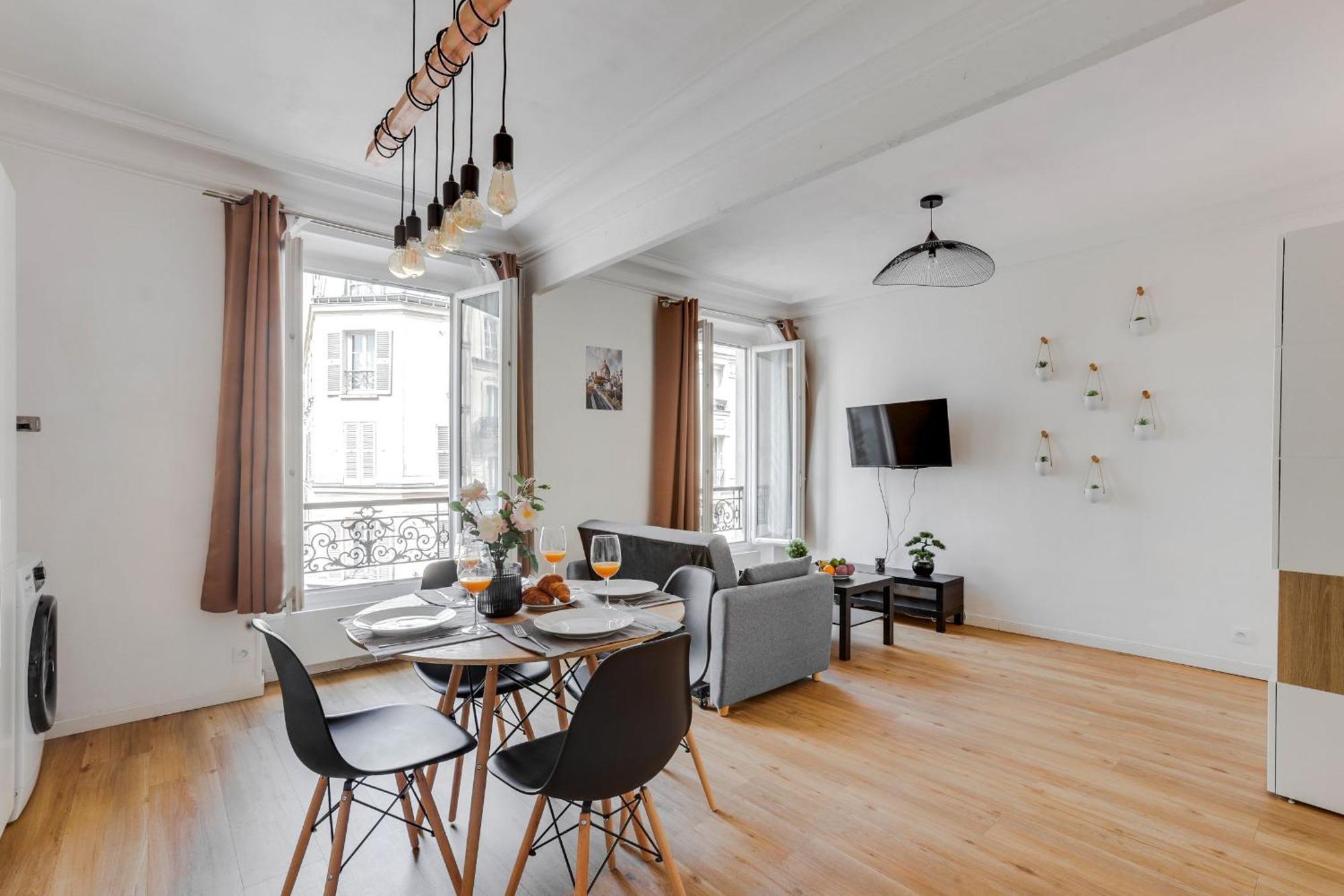 Montmartre & Sacre-coeur - 2br - Cityapartmentstay Paris