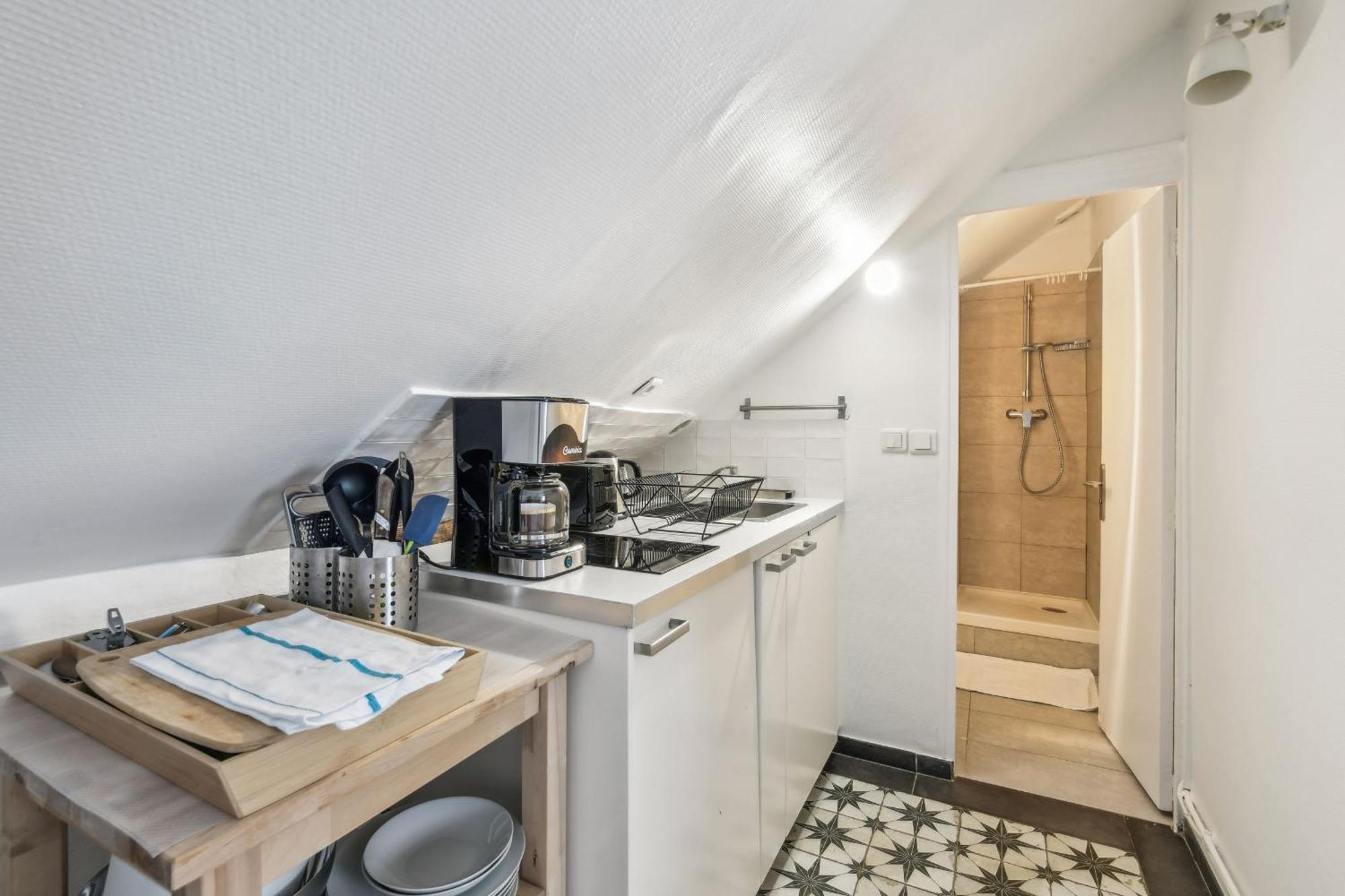 Pont Neuf & Jardin Du Luxembourg - Cityapartmentstay Appartement *