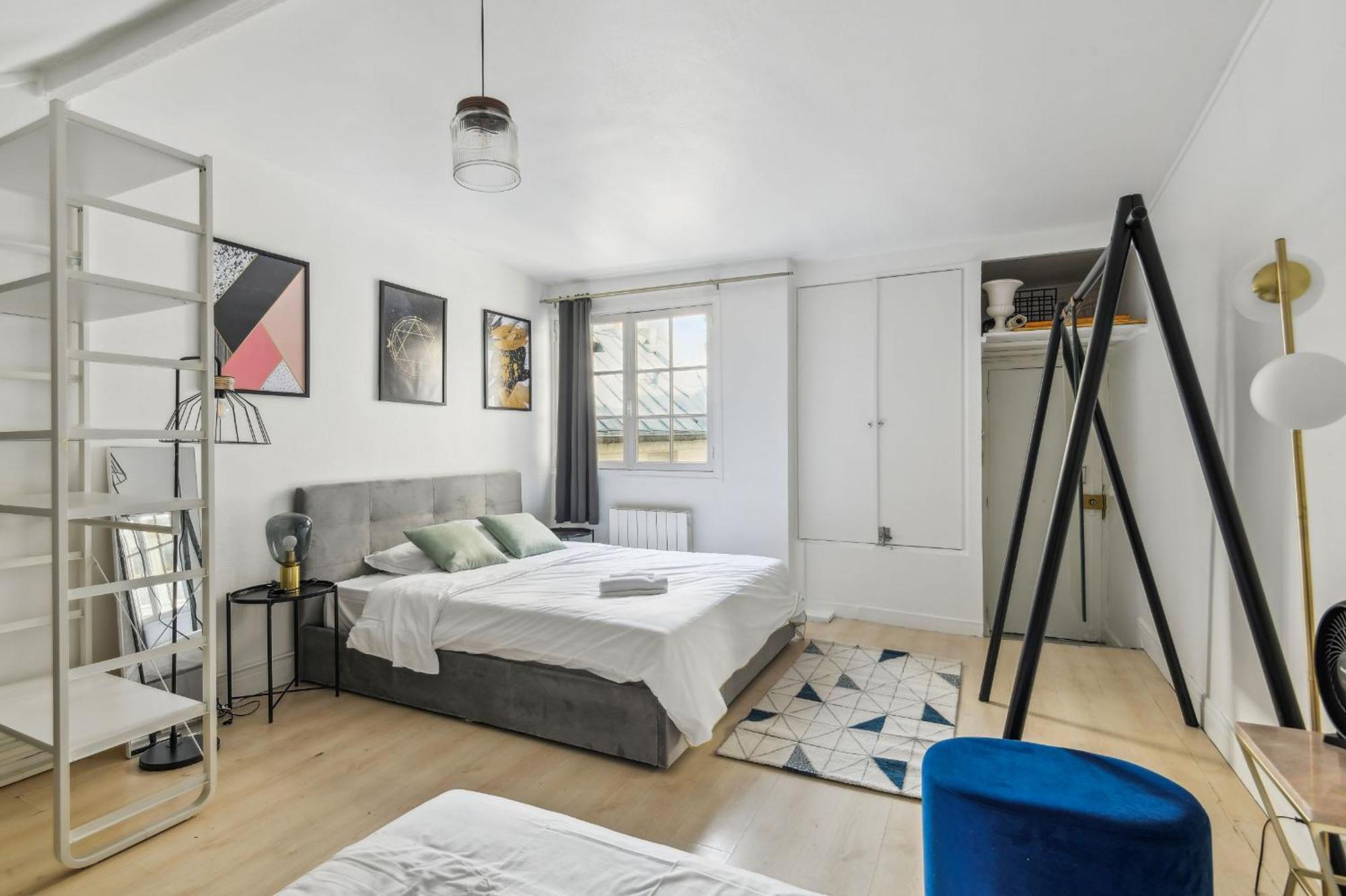 Appartement Pont Neuf & Jardin Du Luxembourg - Cityapartmentstay