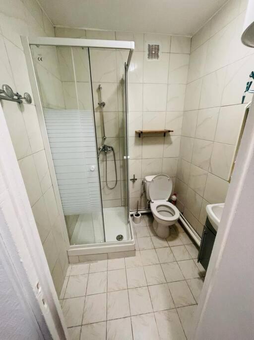 Confortable - Montmartre - Republique - Anvers - 2 Pers Paris