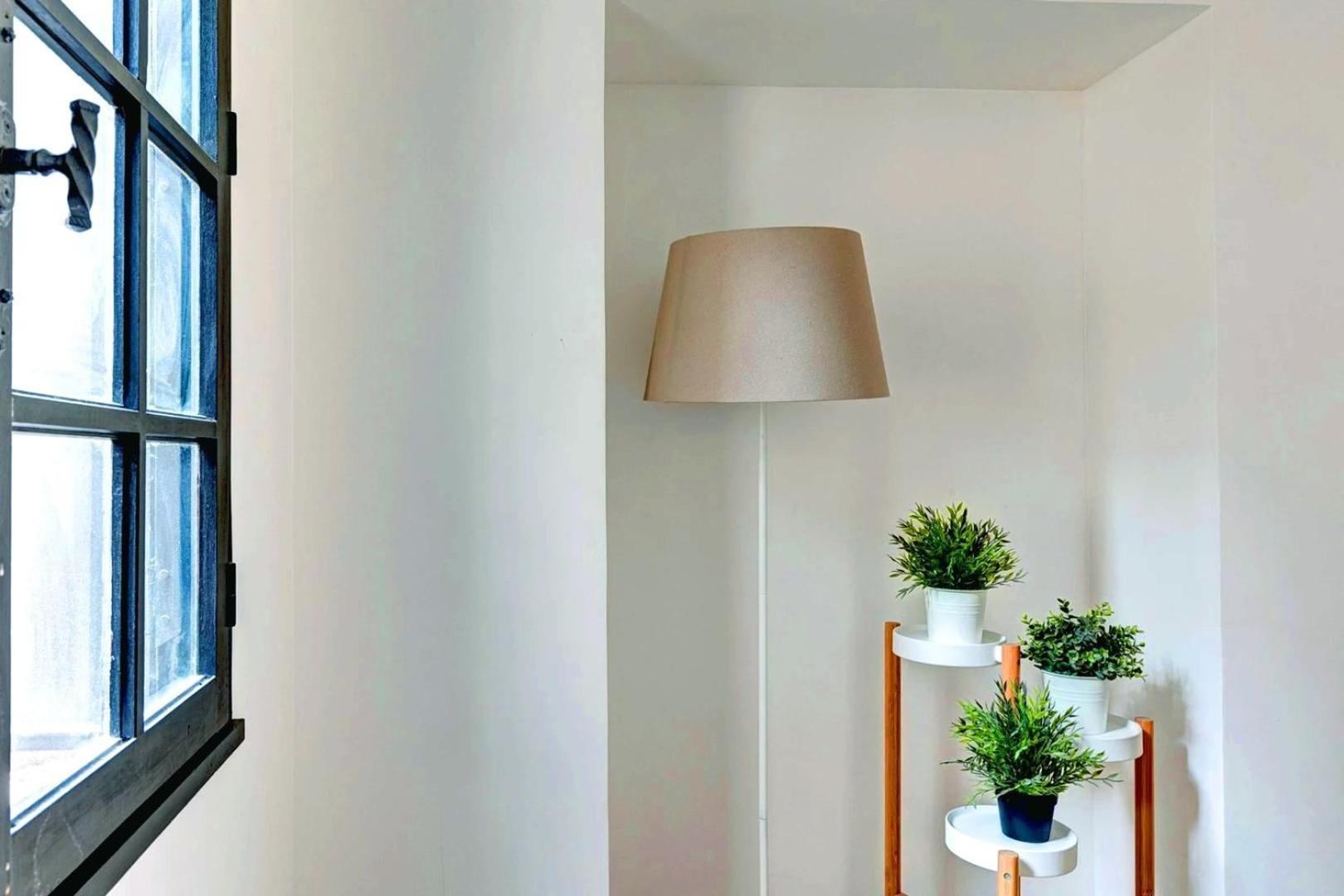 251 Foy - Superb In Apartment *
