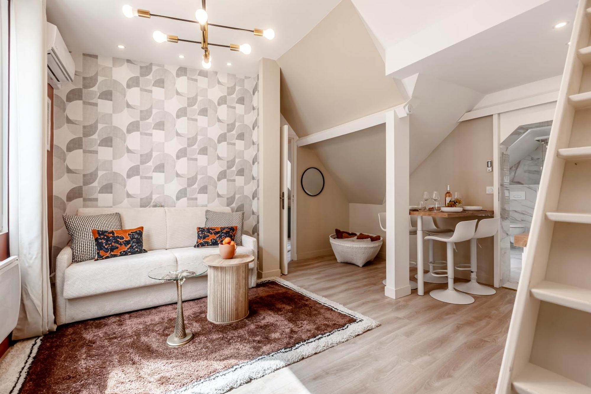 Sweett - Temple Apartment