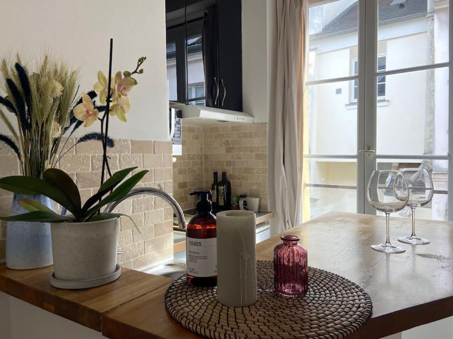 Apartment Emily In Cosy Paris