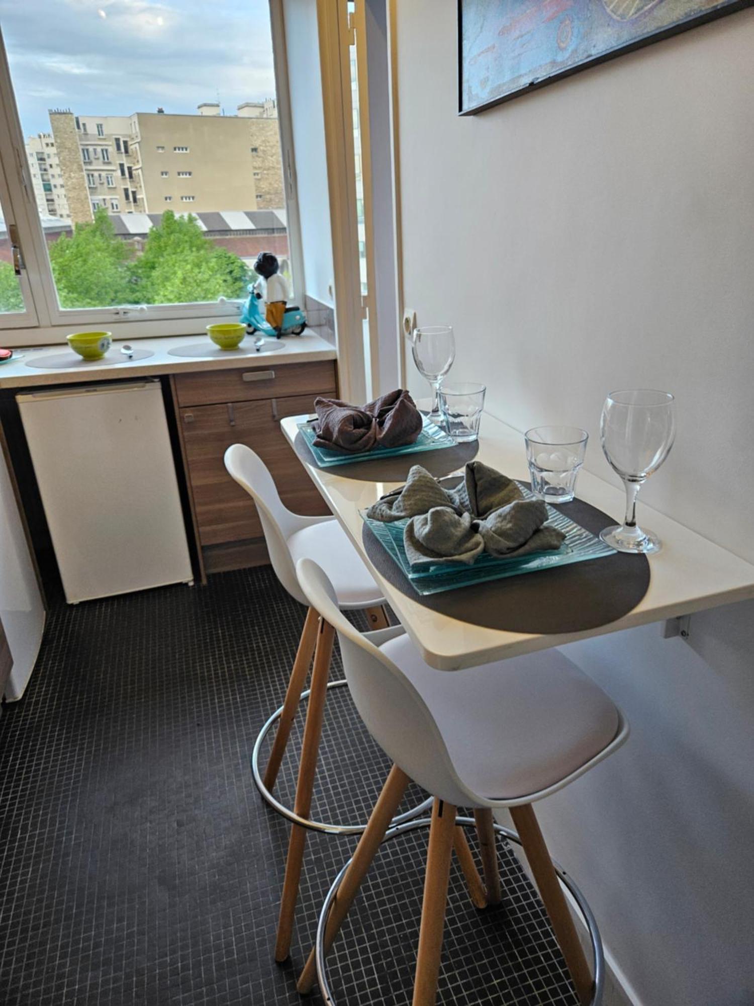 Tour Eiffel Apartment