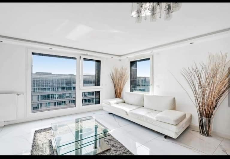 Luxury House View River Senie Apartamento