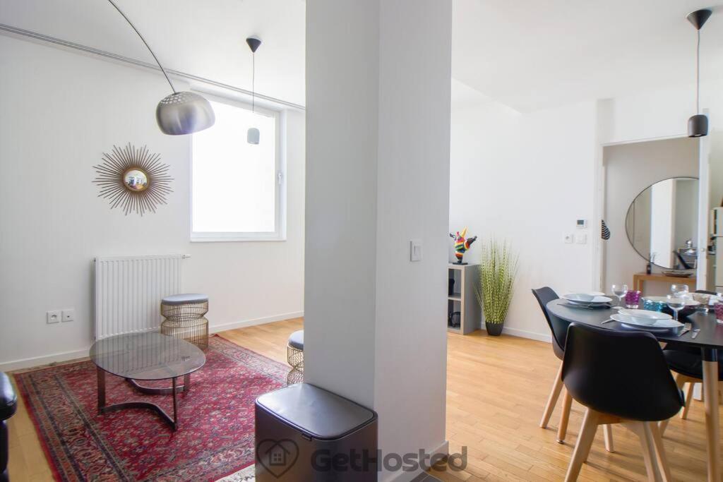 Panoramic View Of - Charming Flat - Gethosted Paris