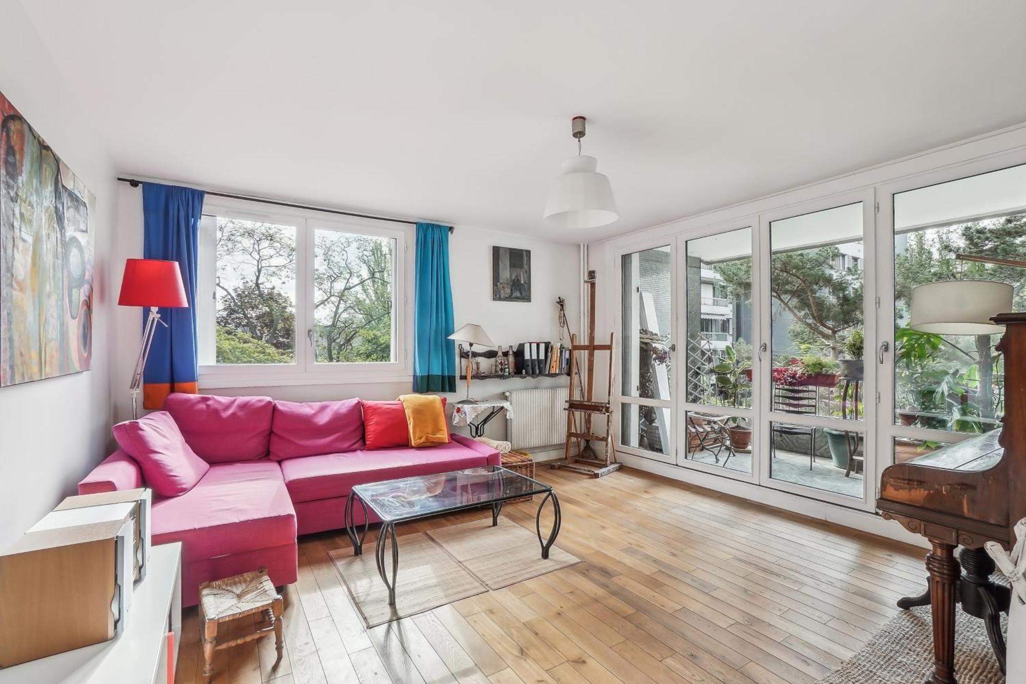 Apartment Peace And Quiet At Goutte D'or By Weekome