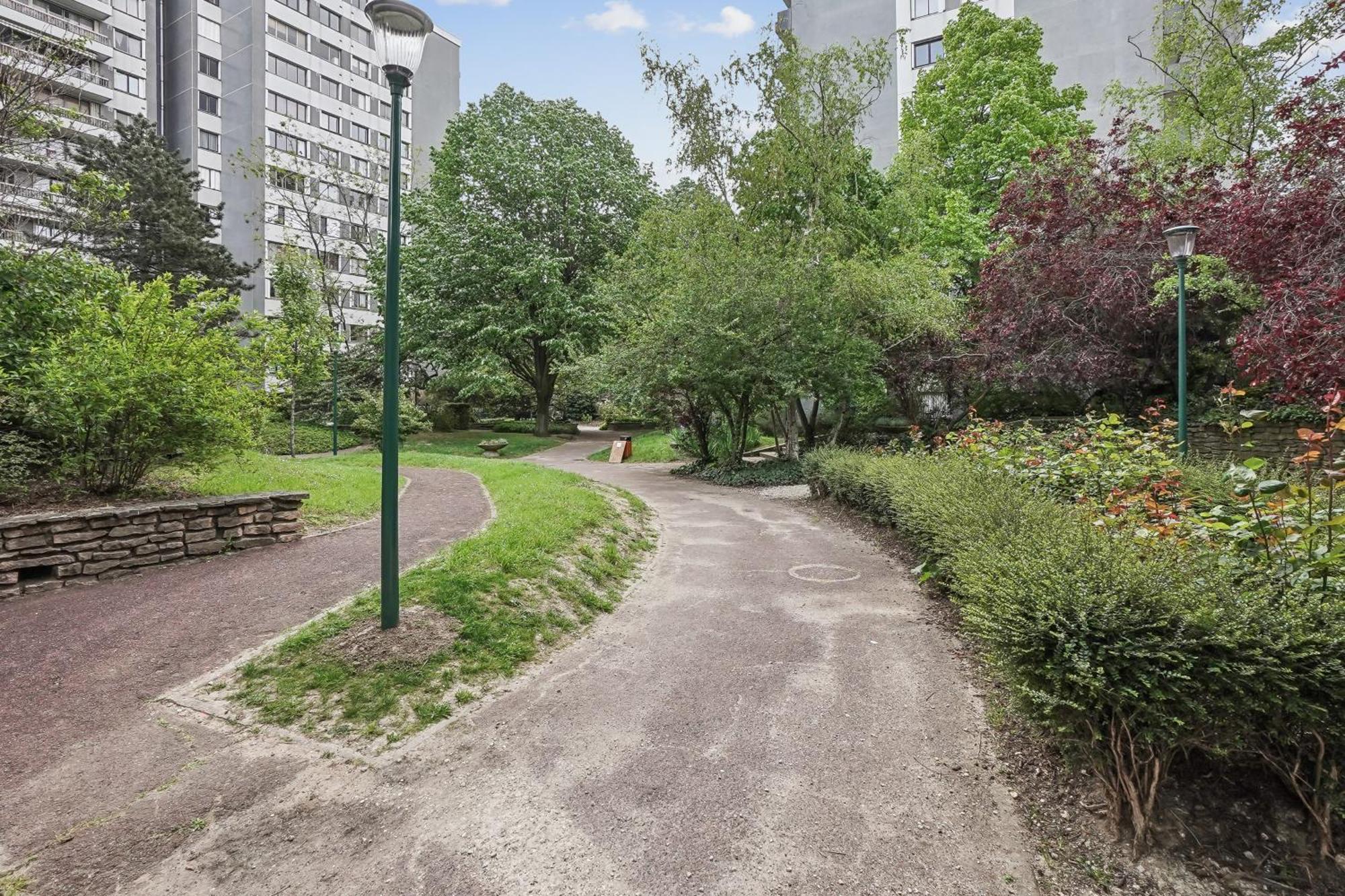 Peace And Quiet At Goutte D'or By Weekome * Paris