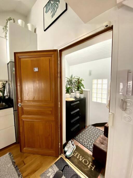 Le Marais Skylight Loft Escape *