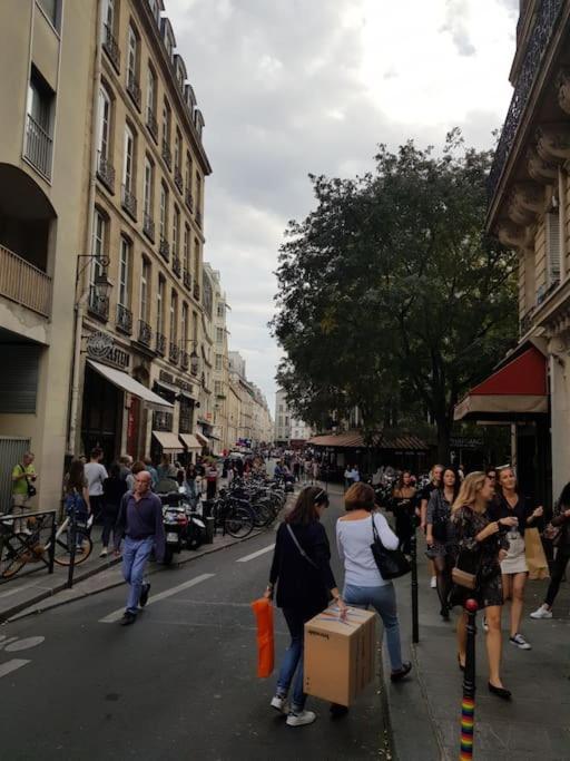 Apartment Dans Le Marais 3 *