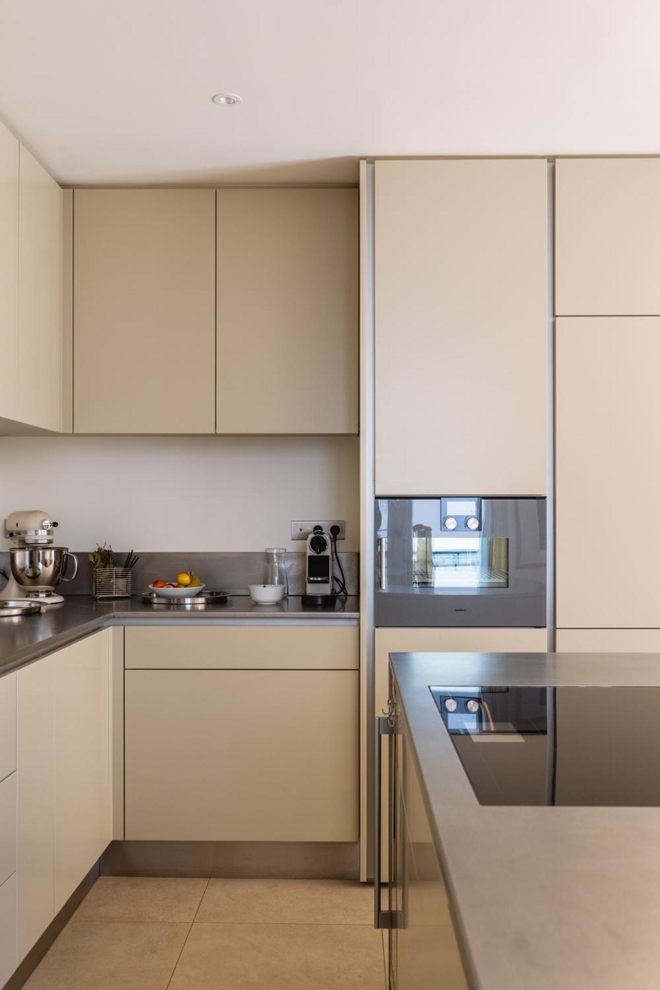 Veeve - Alabaster Bright Apartment *