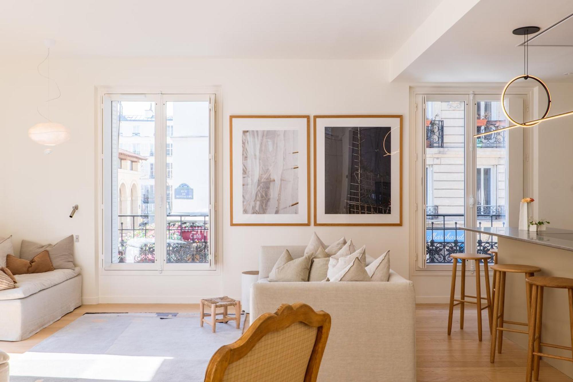 Veeve - Alabaster Bright Apartment