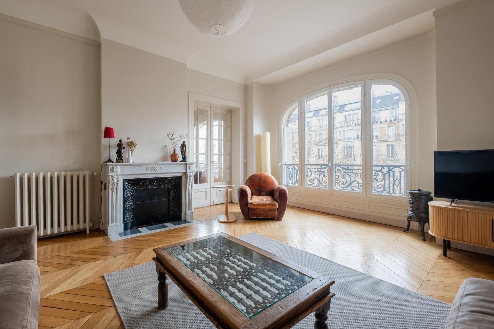 Veeve - A Window To Apartamento Paris