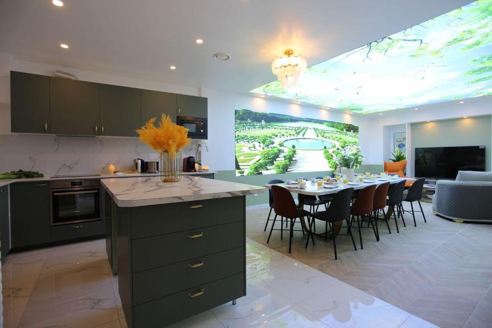 Apartamento Triplex 250m² 6ch - Clim - Tres Spacieux - *