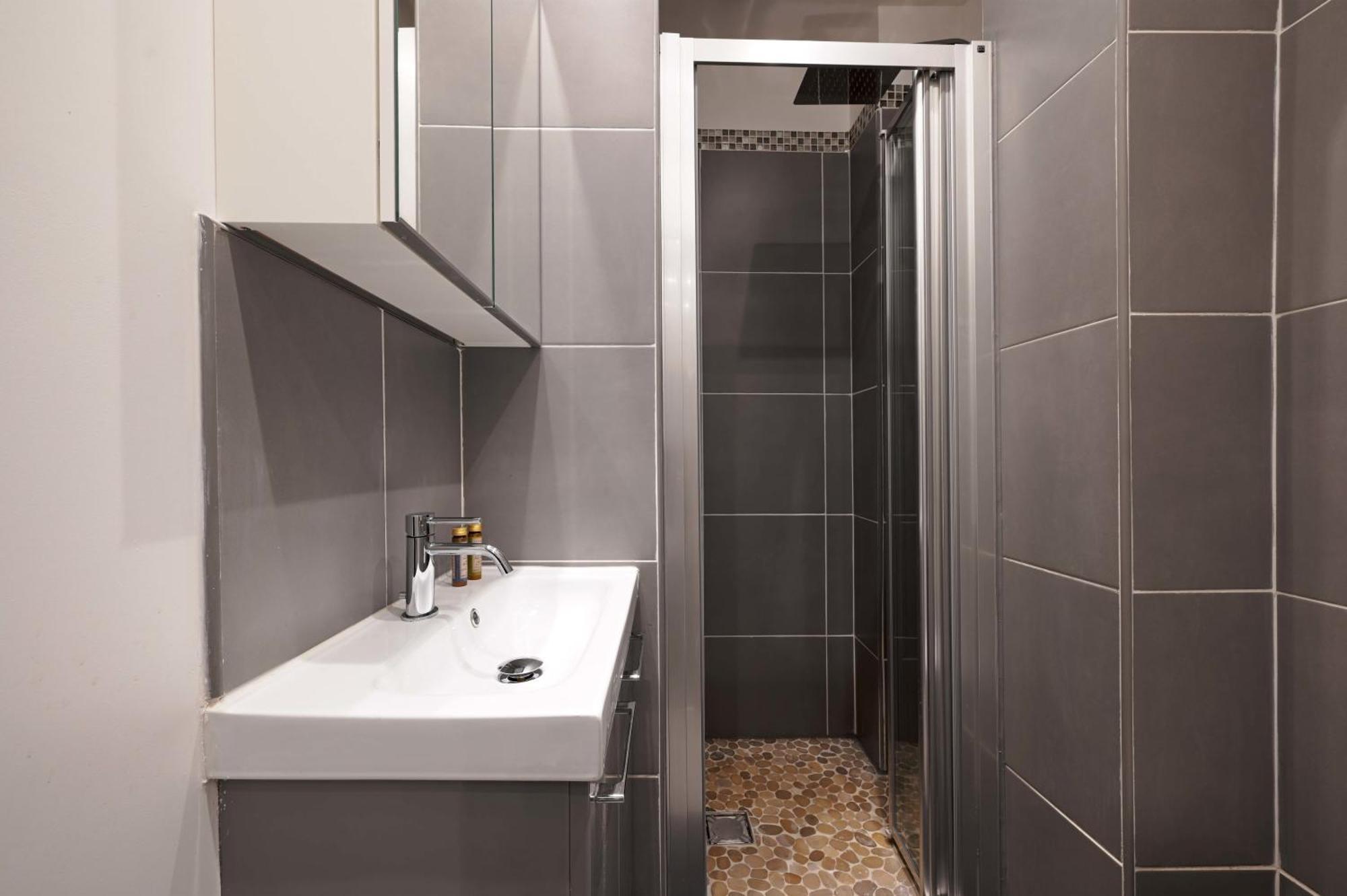 Appartement Et Spacieux Au Coeur De Paris