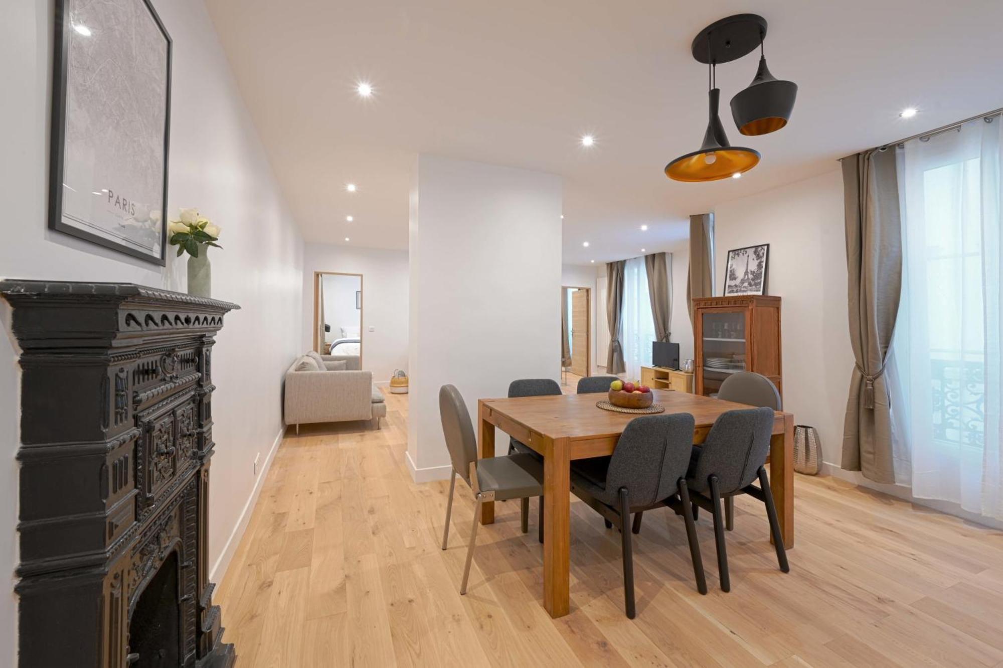 Appartement Et Spacieux Au Coeur De Paris