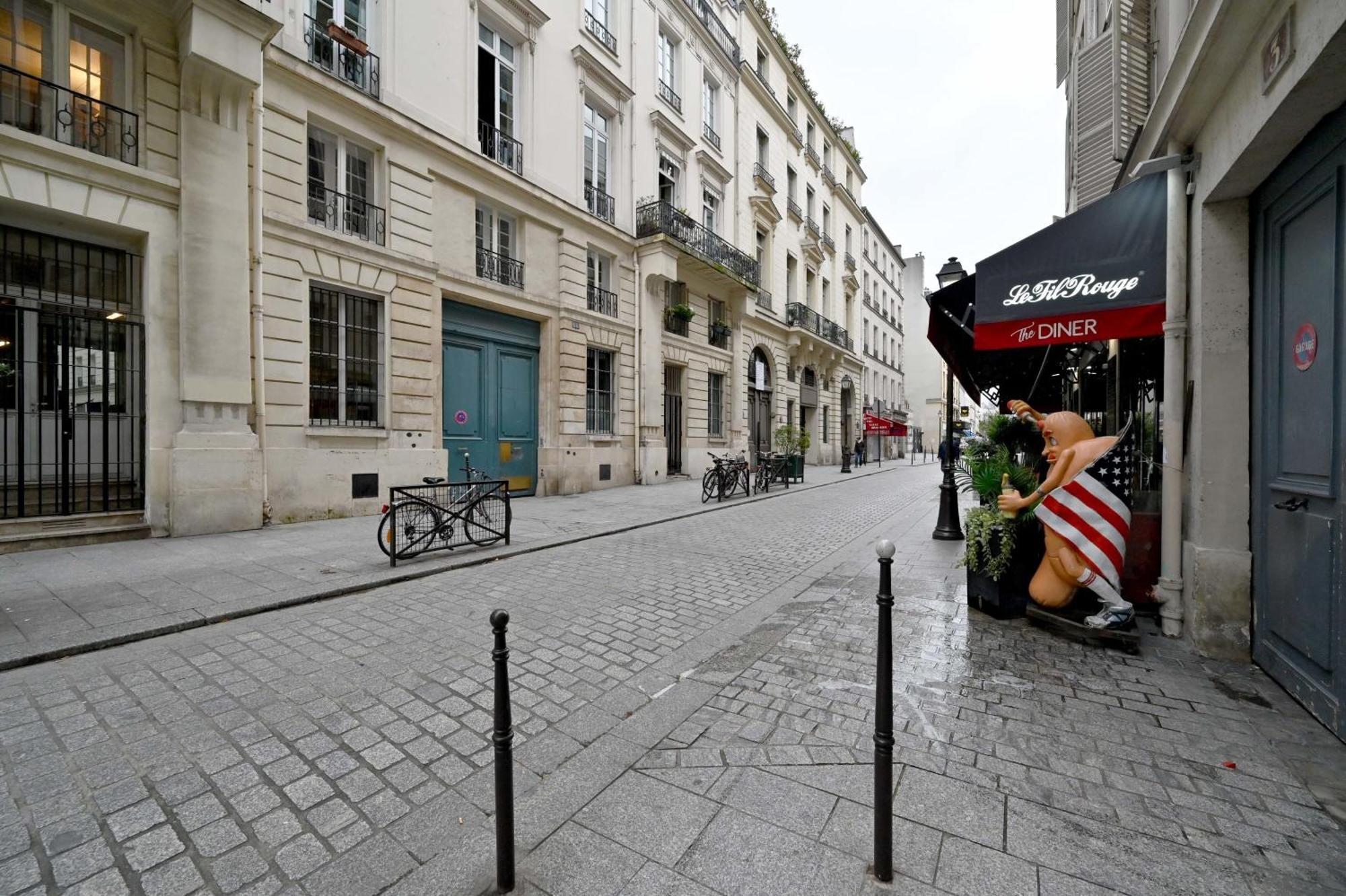 Et Spacieux Au Coeur De Appartement Paris