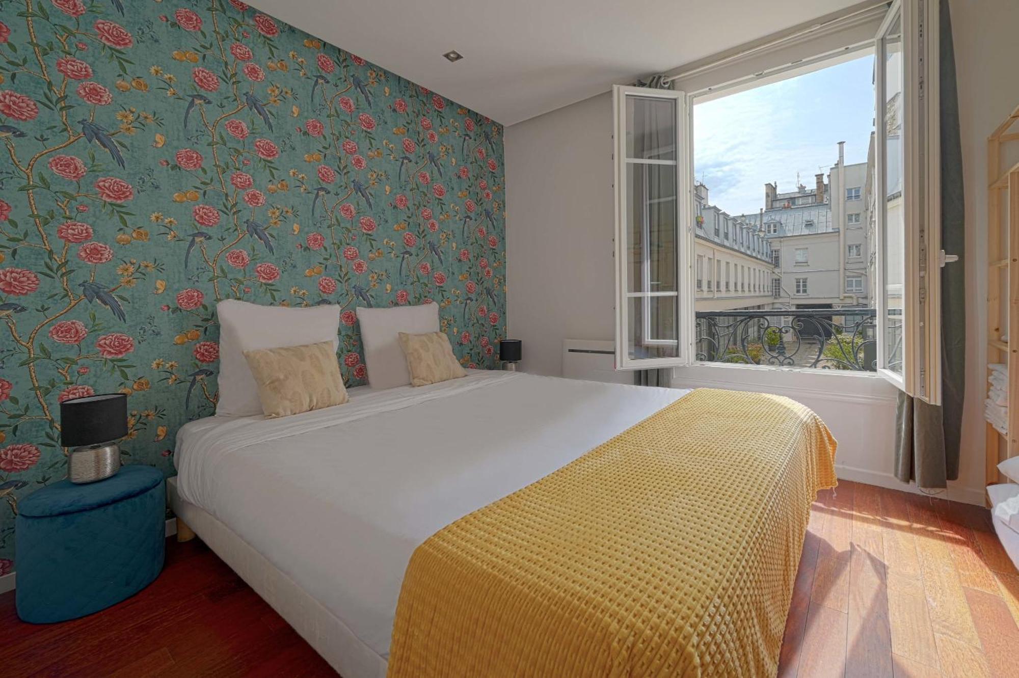 Small Studio Next To Invalides Apartamento