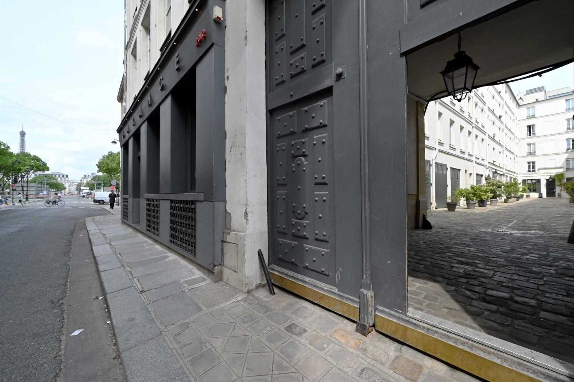 Small Studio Next To Invalides Apartamento