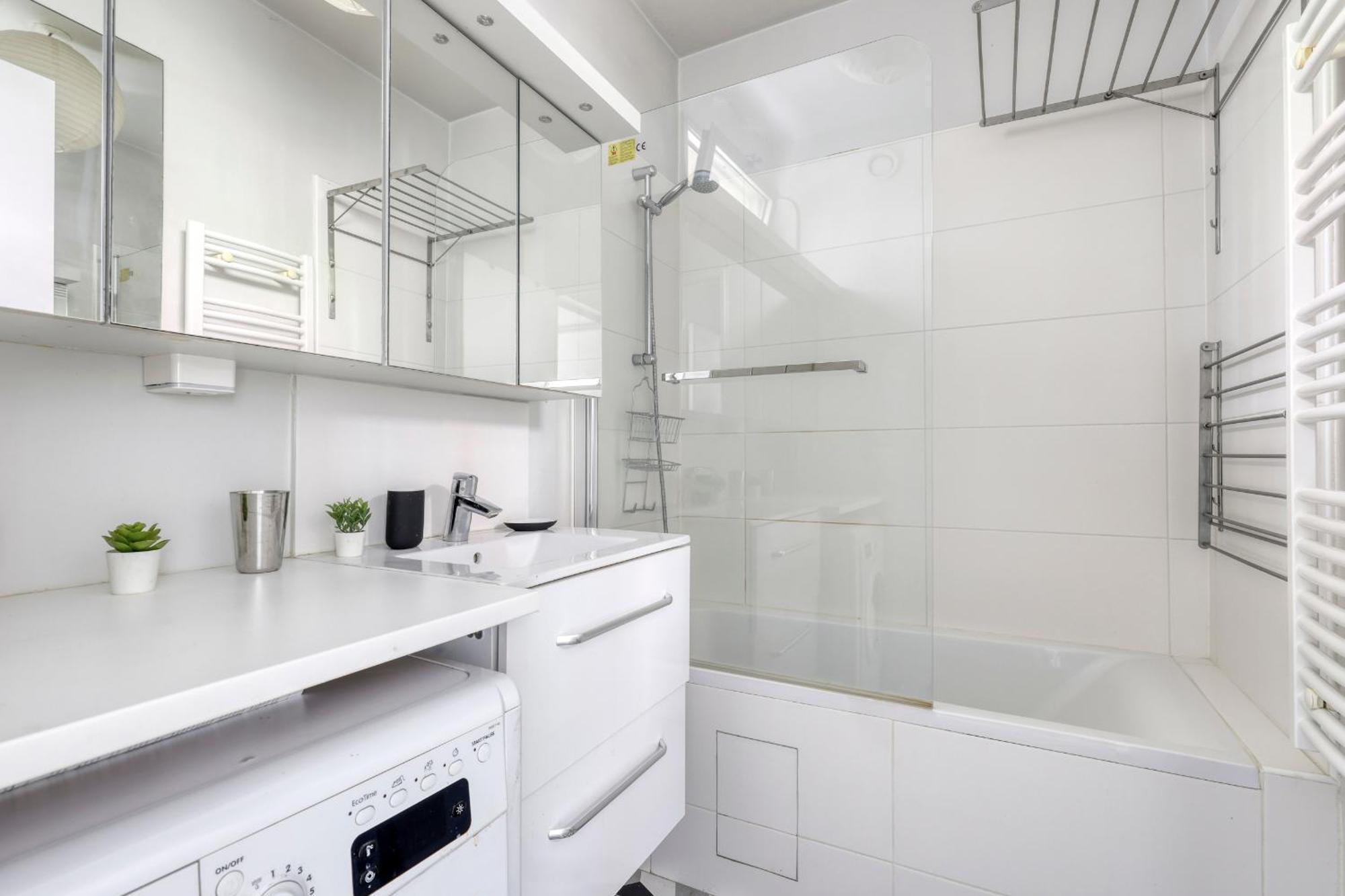 Luminous & Modern Flat With Balcony Paris-bastille Apartamento Paris