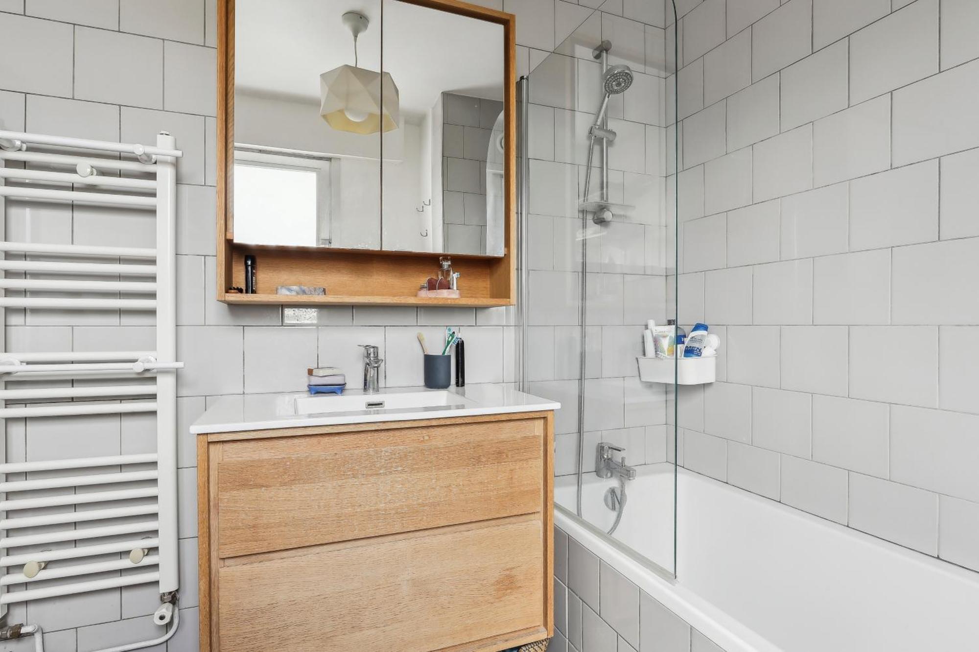 Appartement Parisien Minimaliste Et Design By Weekome *
