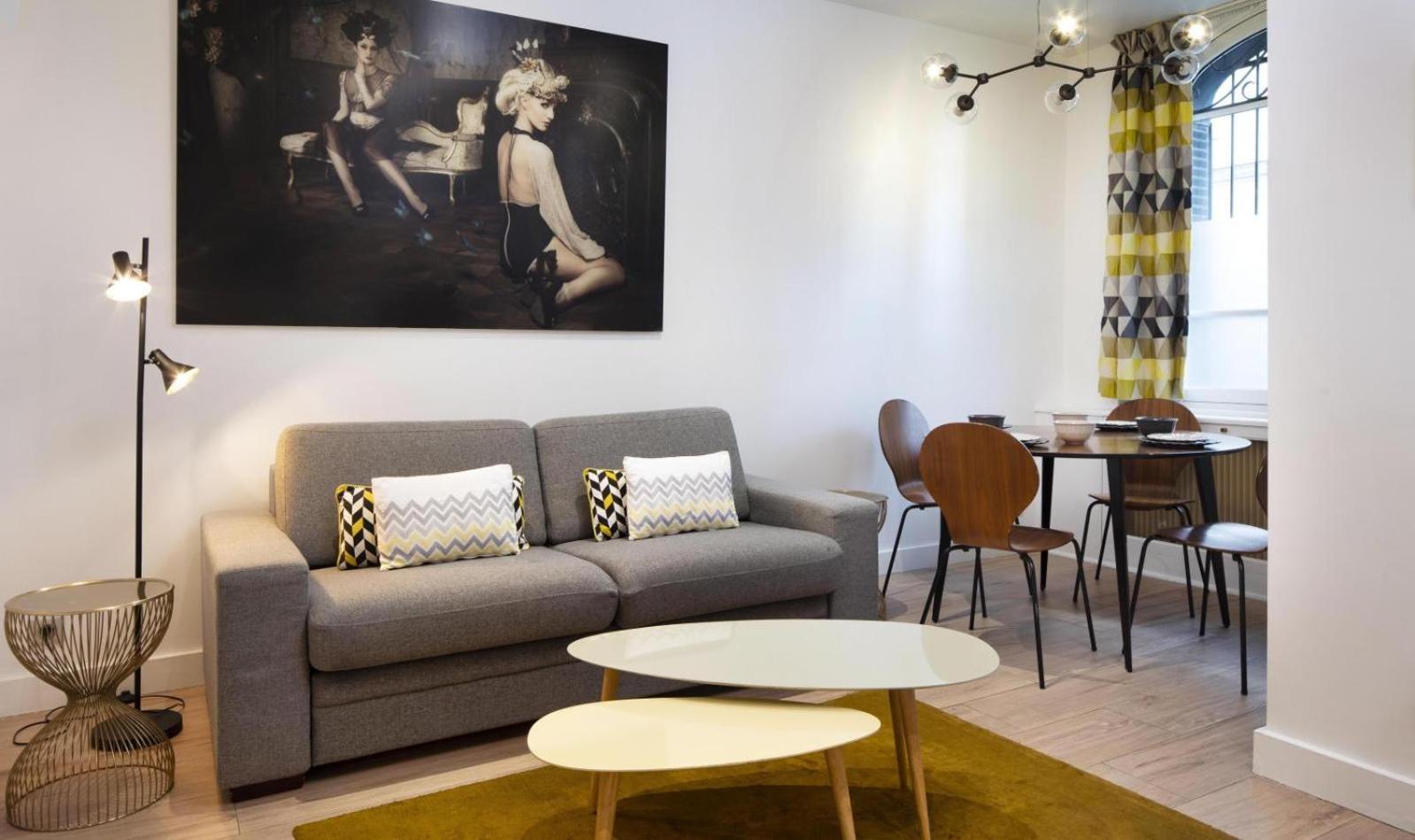De La Gaite Hotel 3*