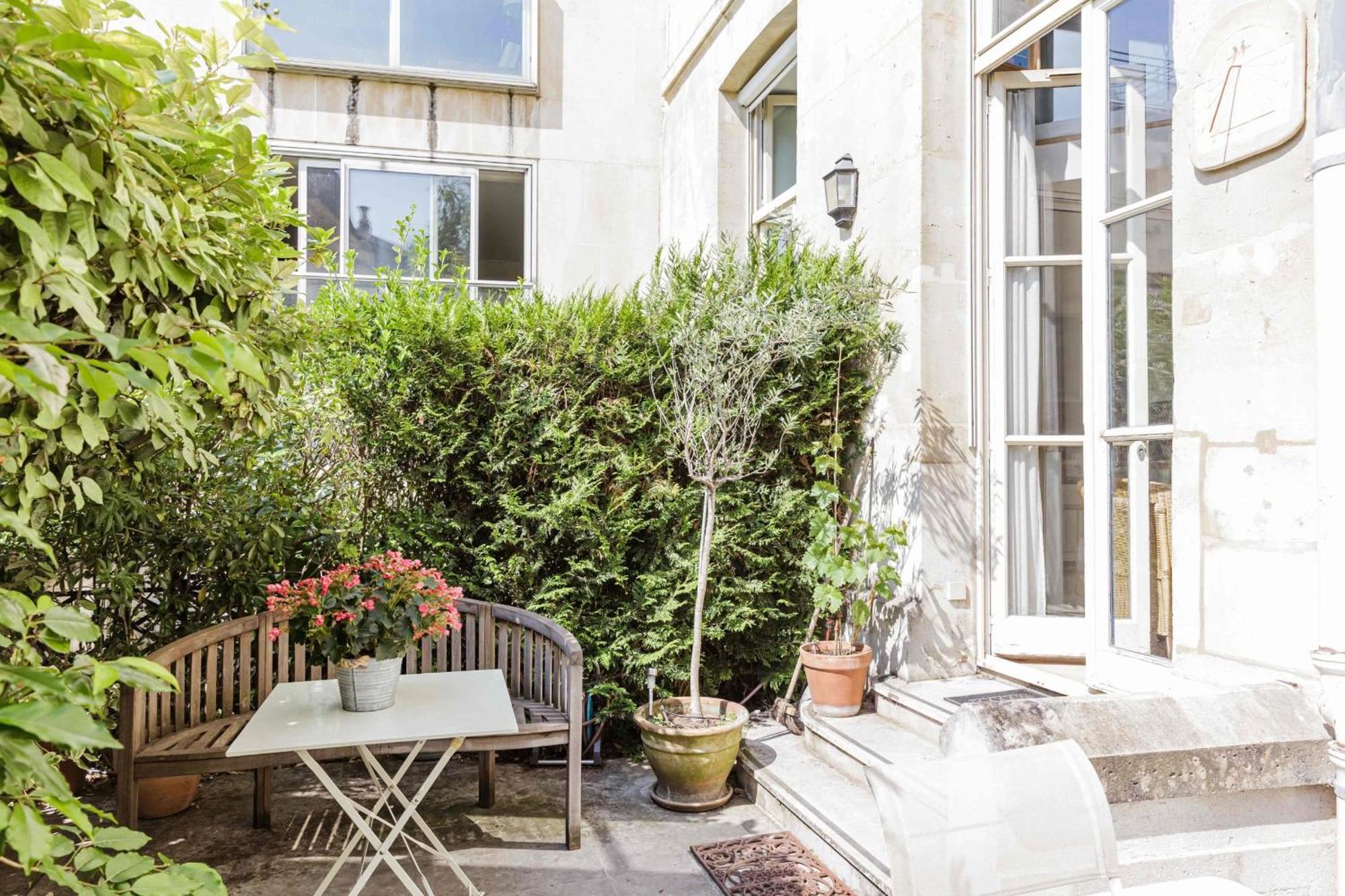 Appt With Garden Near Jardin Du Luxembourg