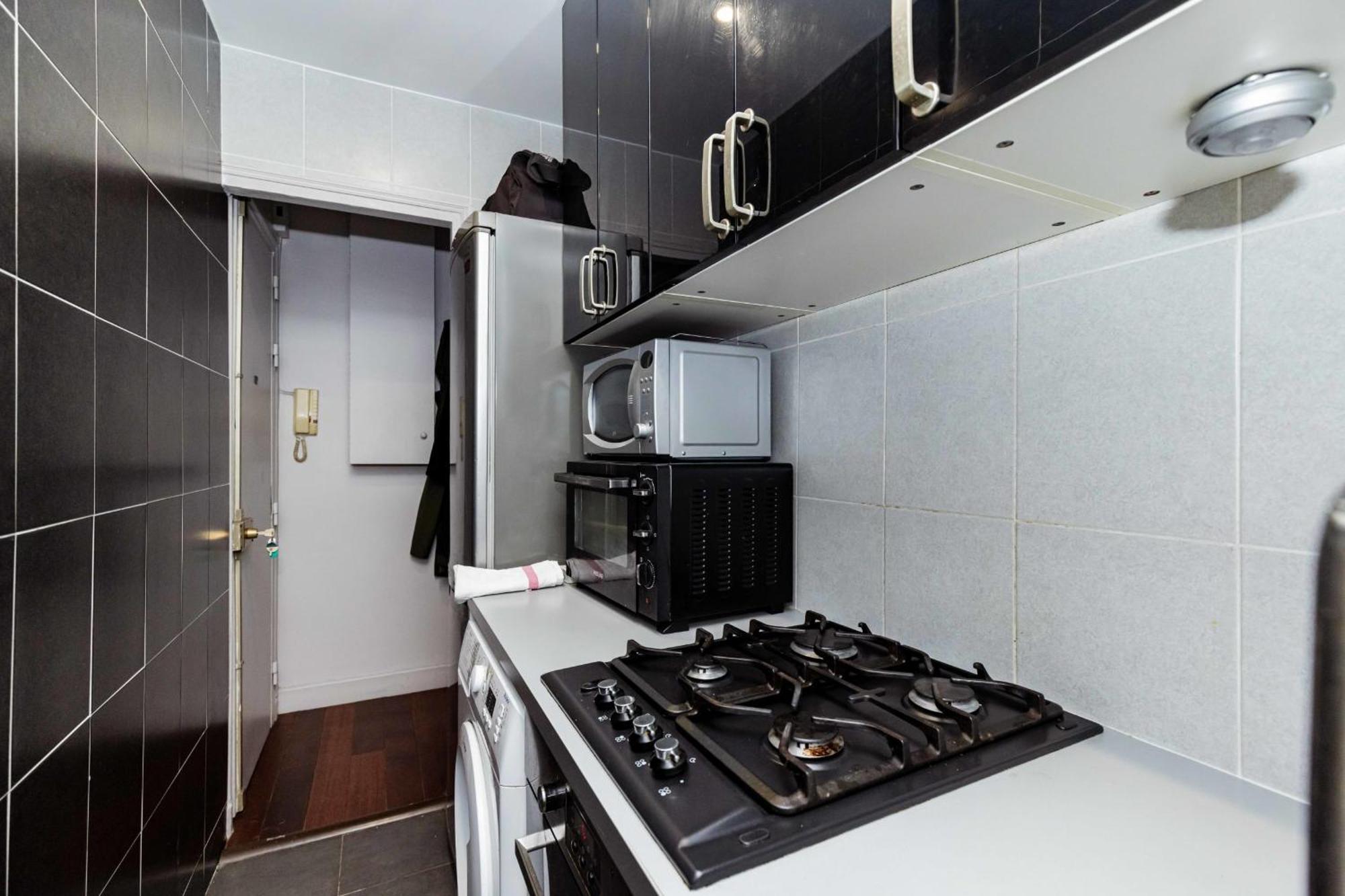 Apartment Cocoon And Bright T1 In A Quiet Neighborhood *