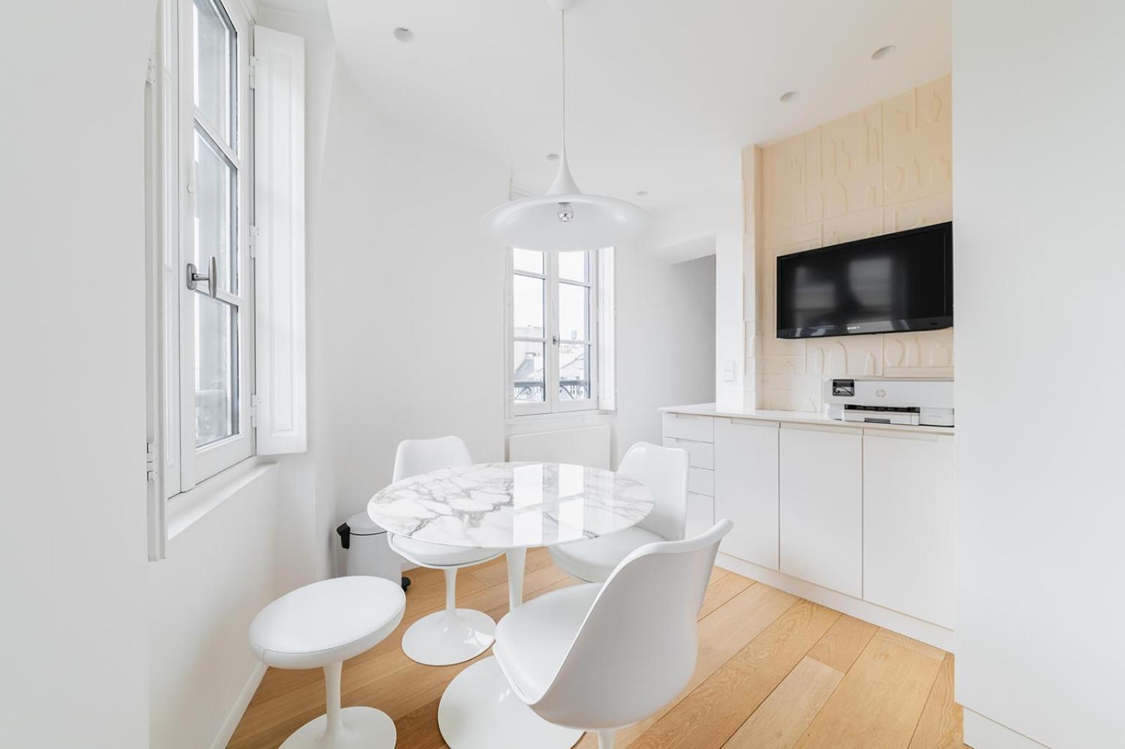 Duplex Au Calme Dans Le Quartier Latin Apartment Paris
