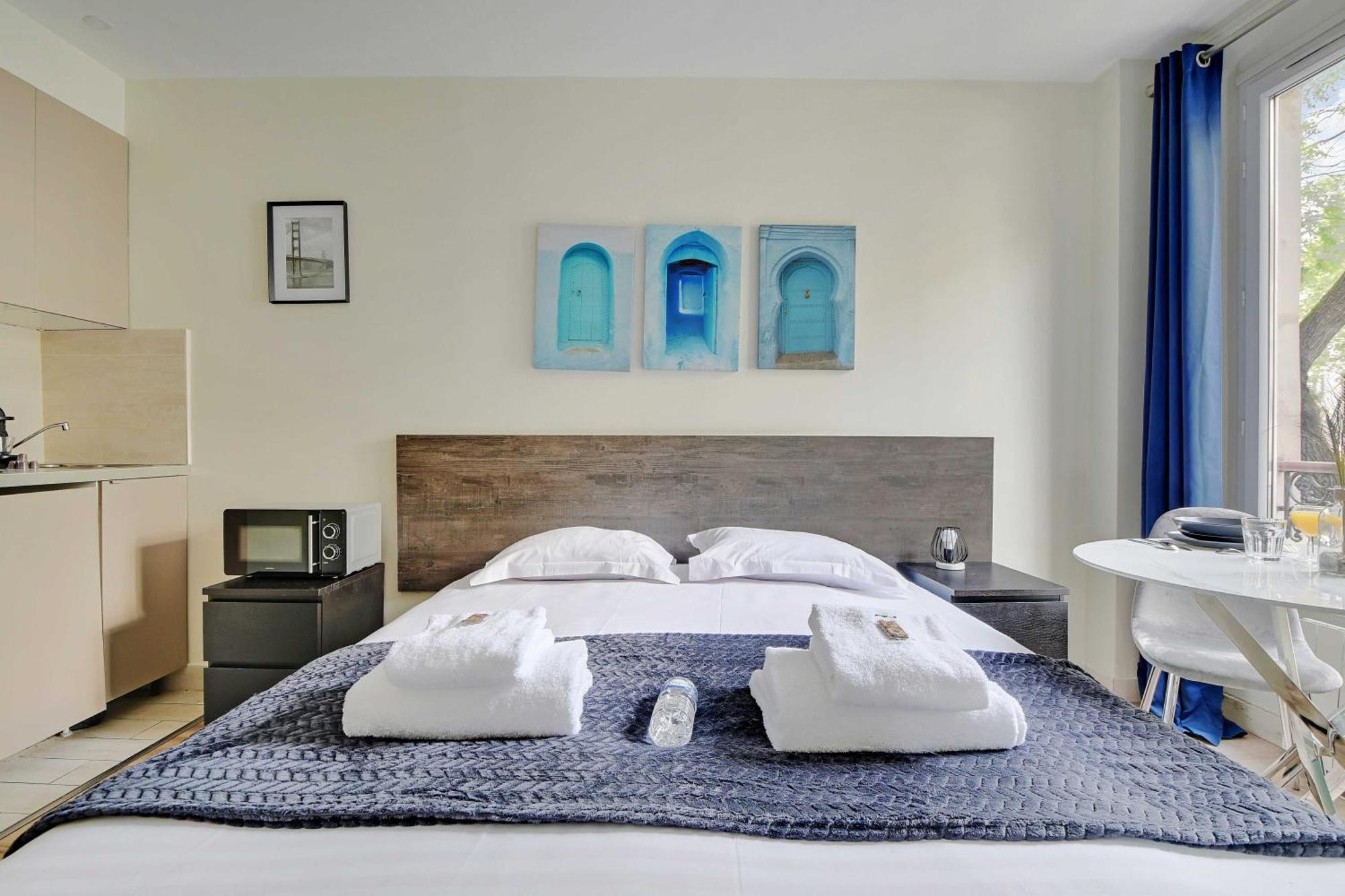 Comfort At Gare De L Est Apartment