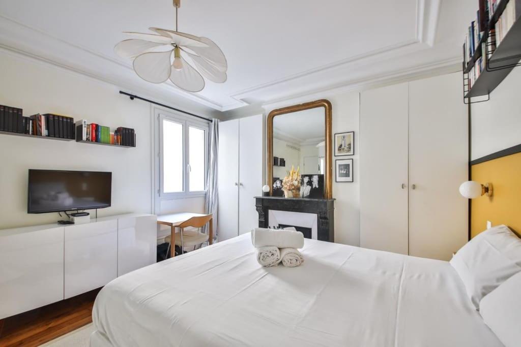 Apartment Chaleureux Au Coeur De Montmartre