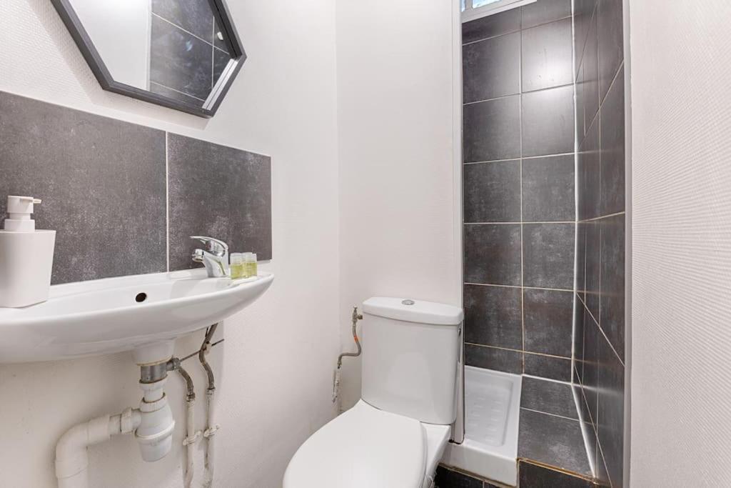 Rodier Condorcet Charming 1br Apartment Paris