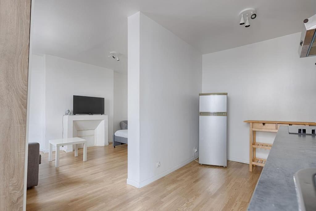 Rodier Condorcet Charming 1br Apartment Paris
