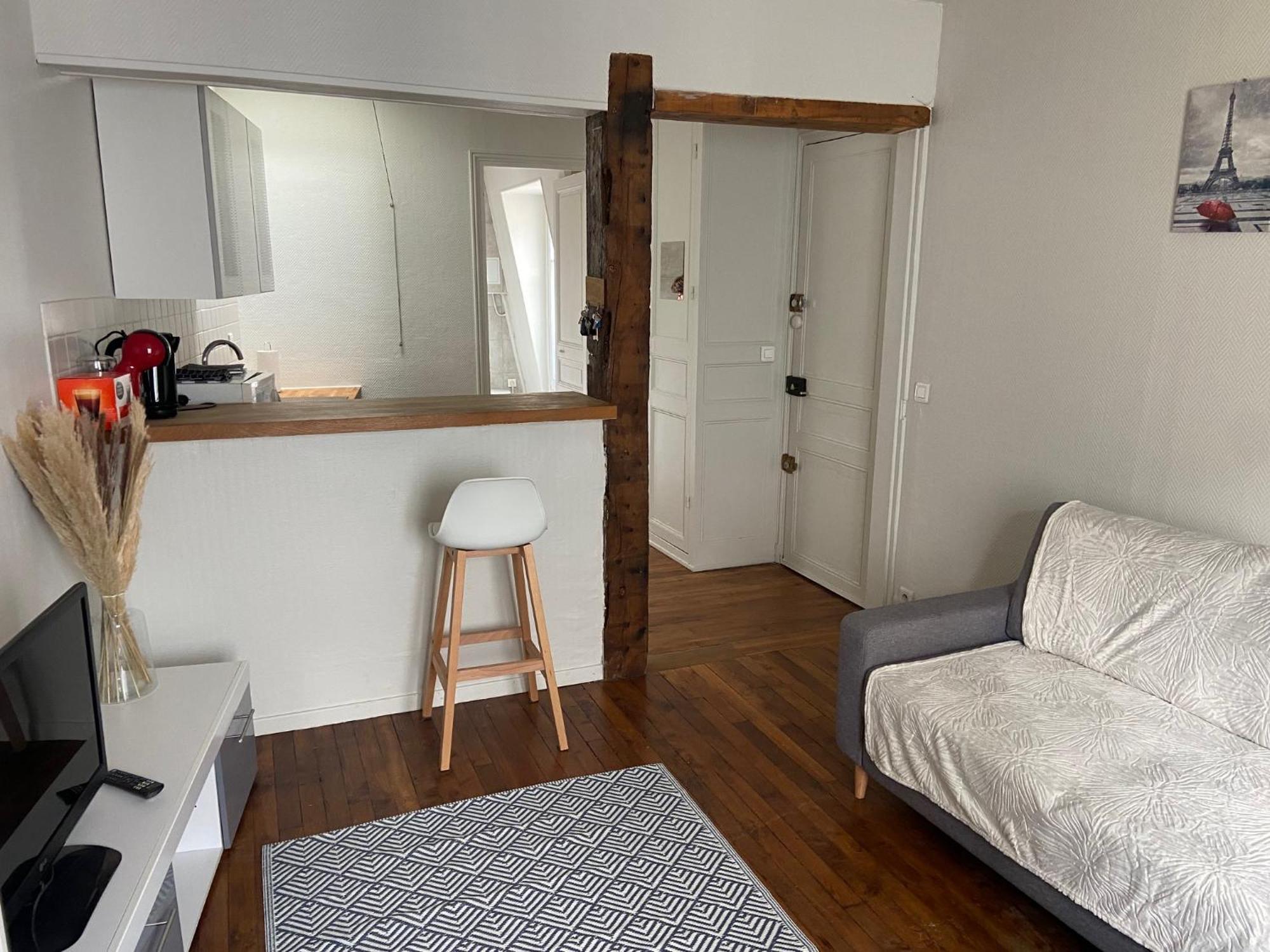 Apartment Pouchet *