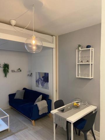 2p Montmartre Apartment