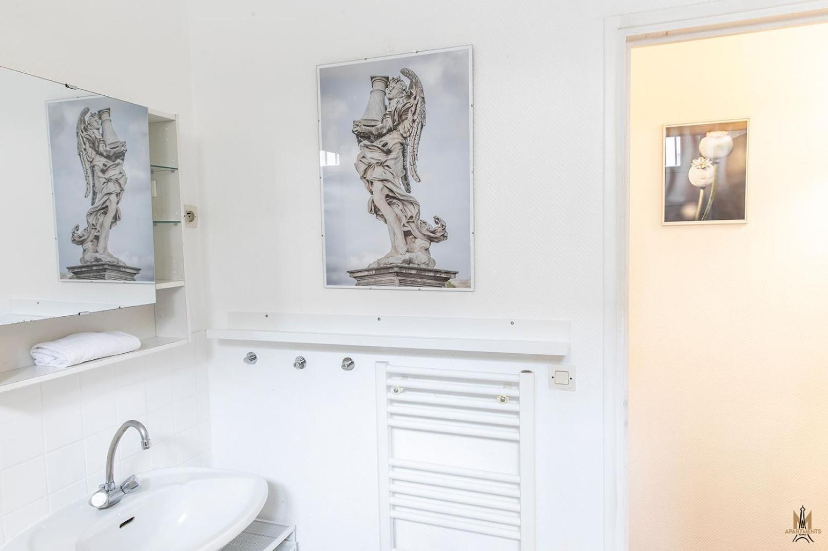 Montmartre Apartments - Degas Paris