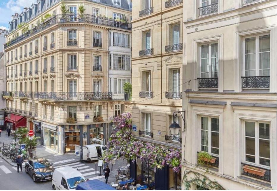 Les Secrets De La Rue Dauphine Apartment
