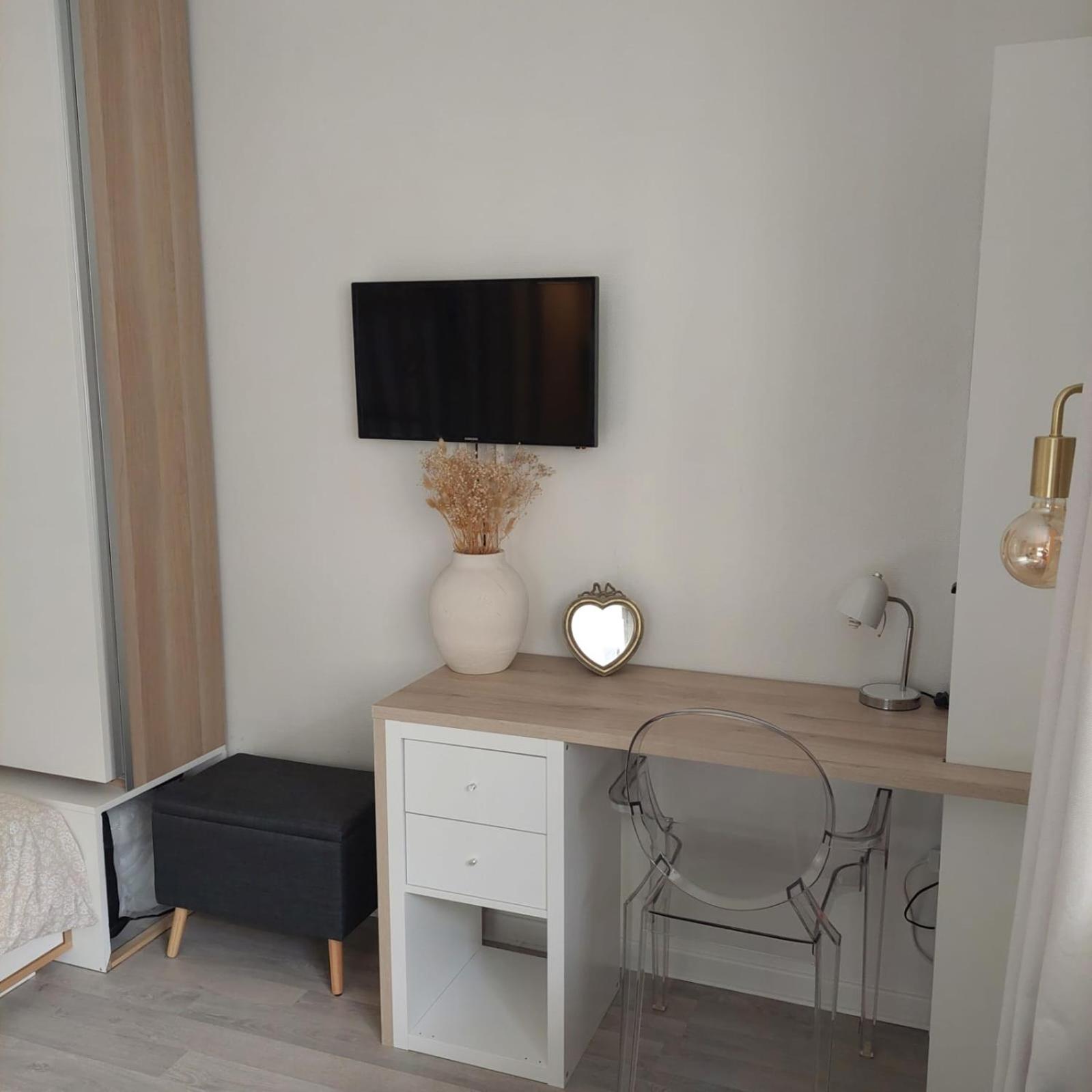 Apartment Perfect Down The Sacre Coeur