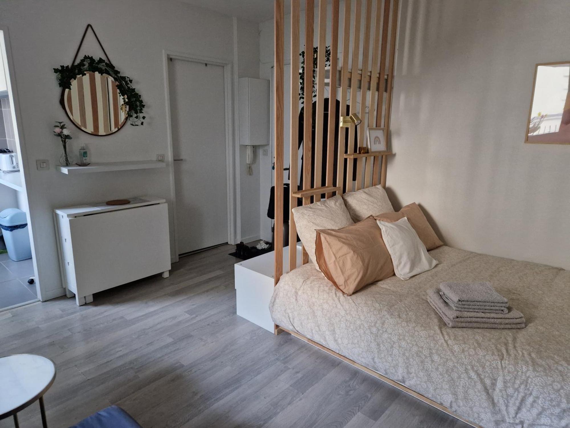 Perfect Down The Sacre Coeur Apartment *