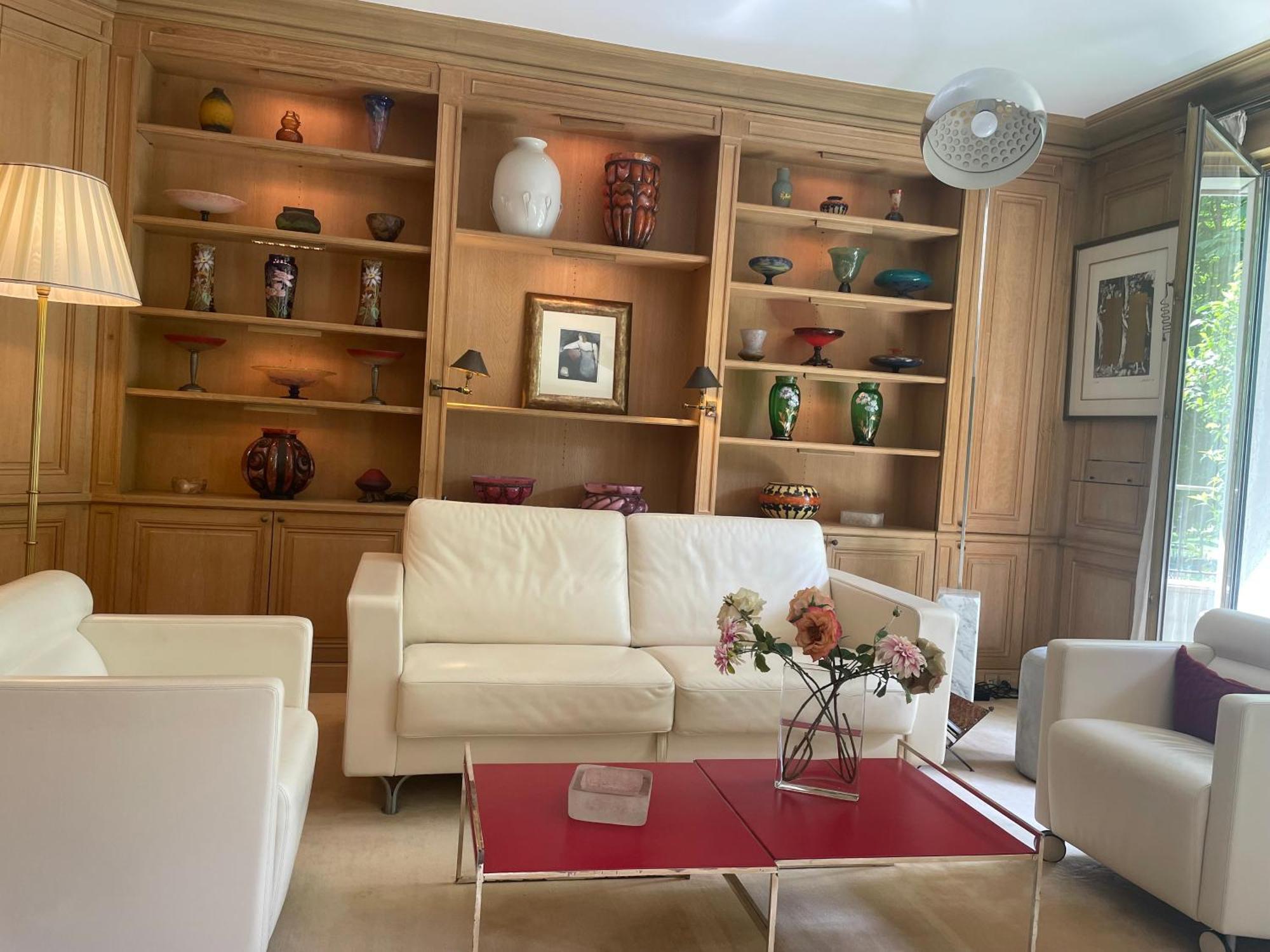 Exclusive 106 M2 With Terrace Avenue Raphael Apartment Paris