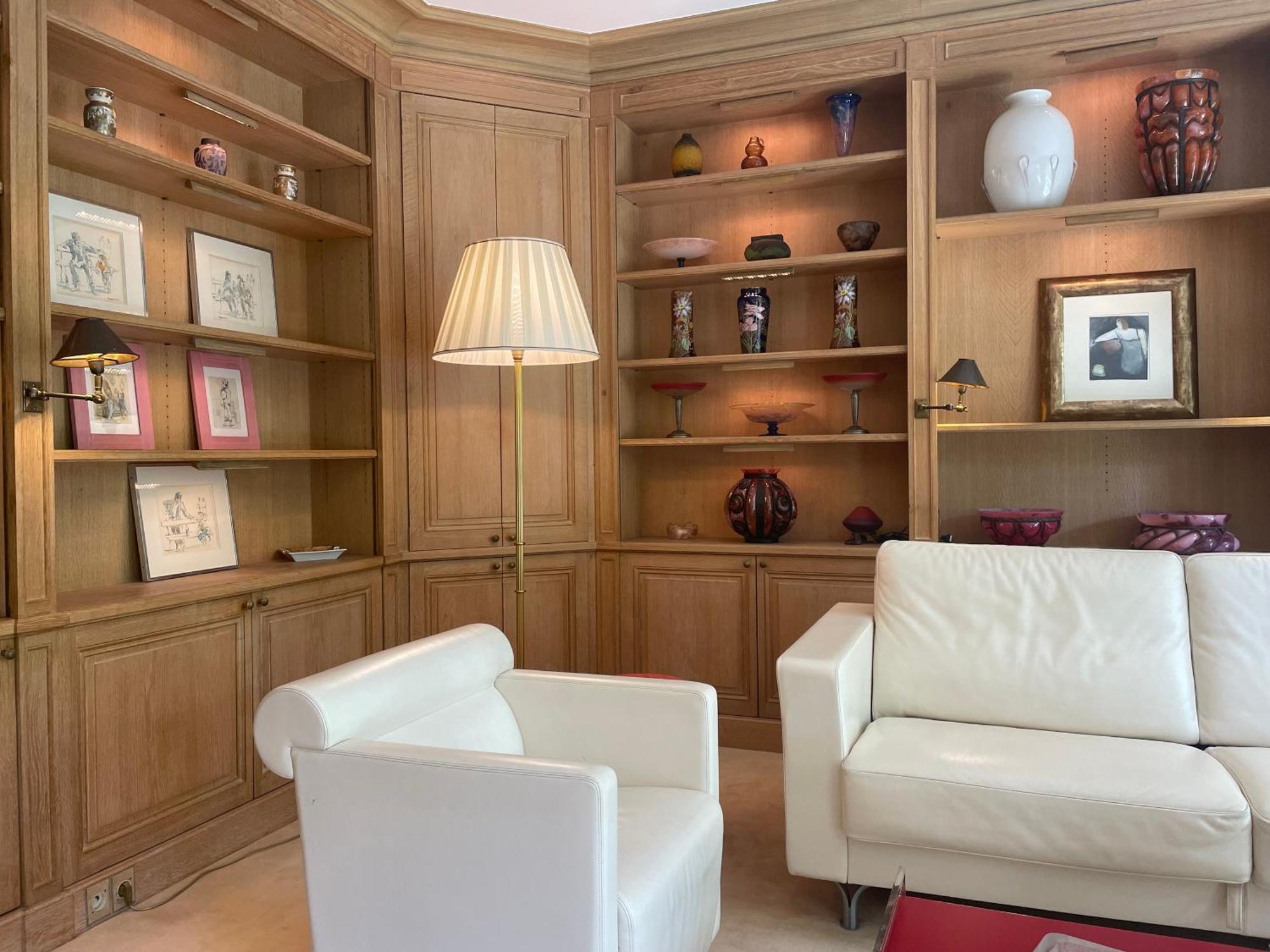 Exclusive 106 M2 With Terrace Avenue Raphael *