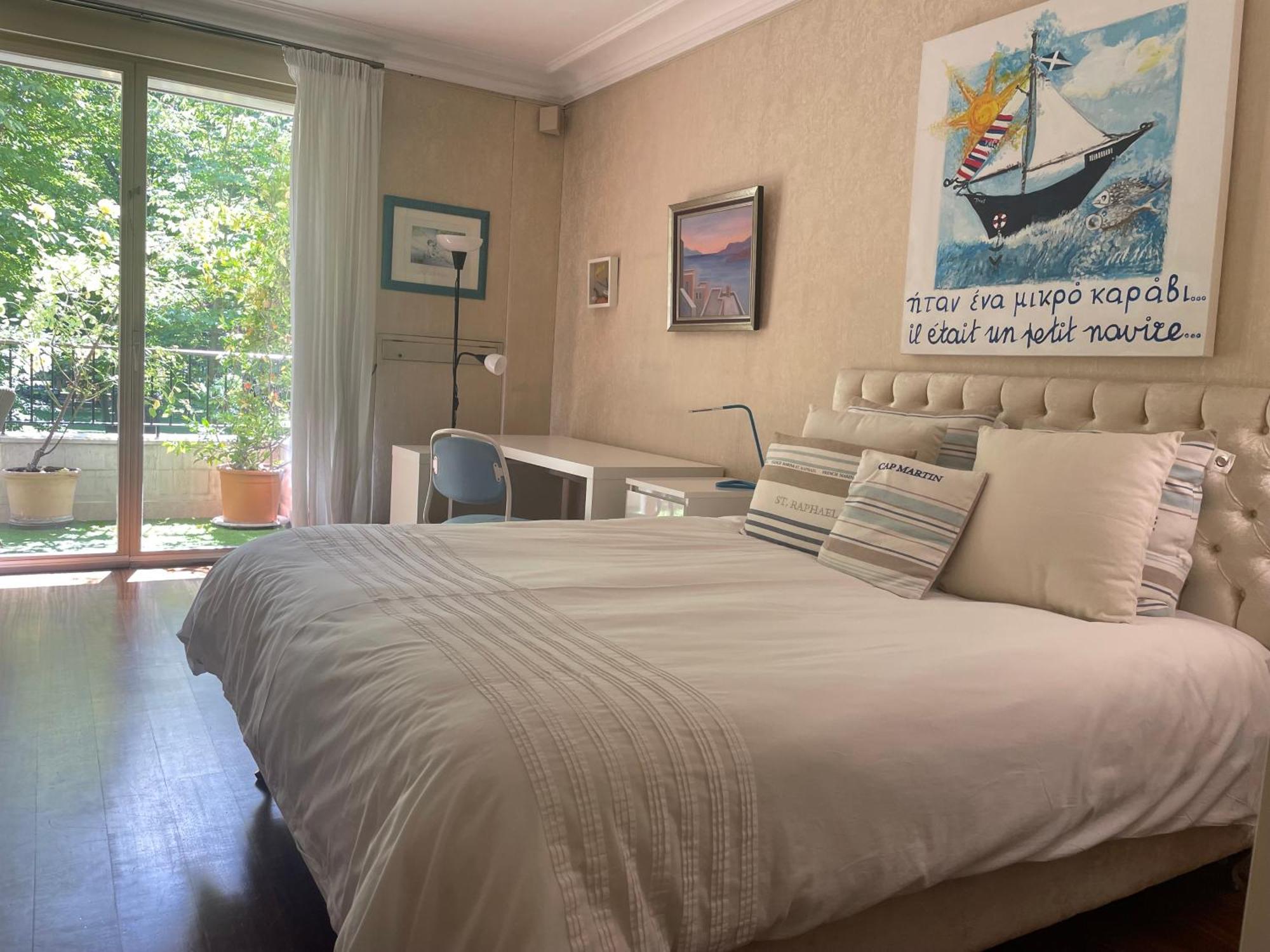 Apartment Exclusive 106 M2 With Terrace Avenue Raphael Paris