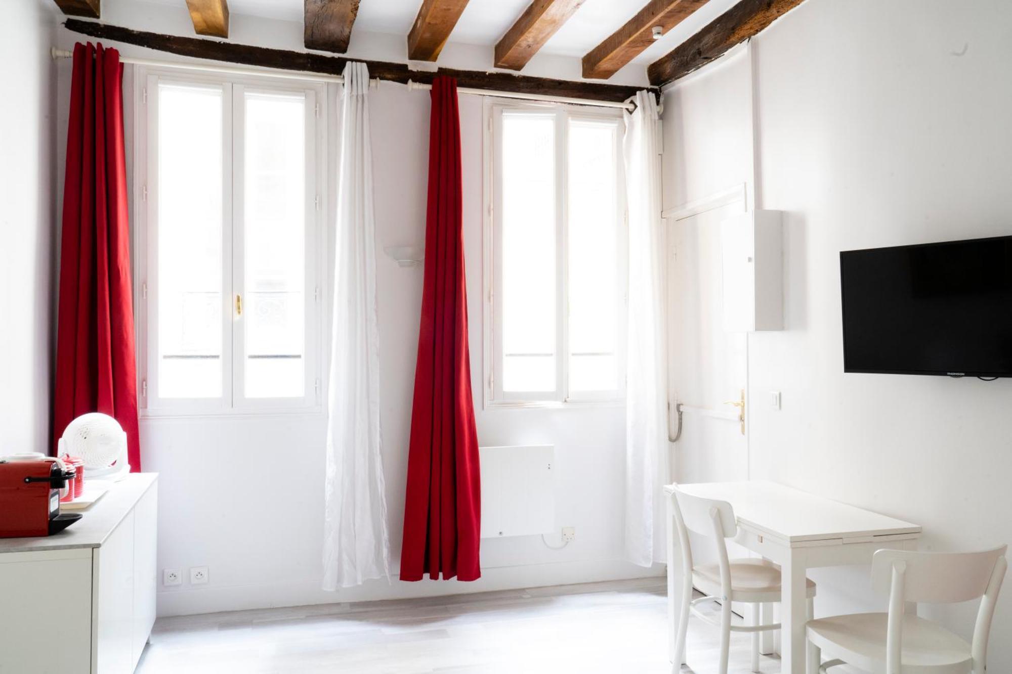 Le 64 Rue Chapon * Paris