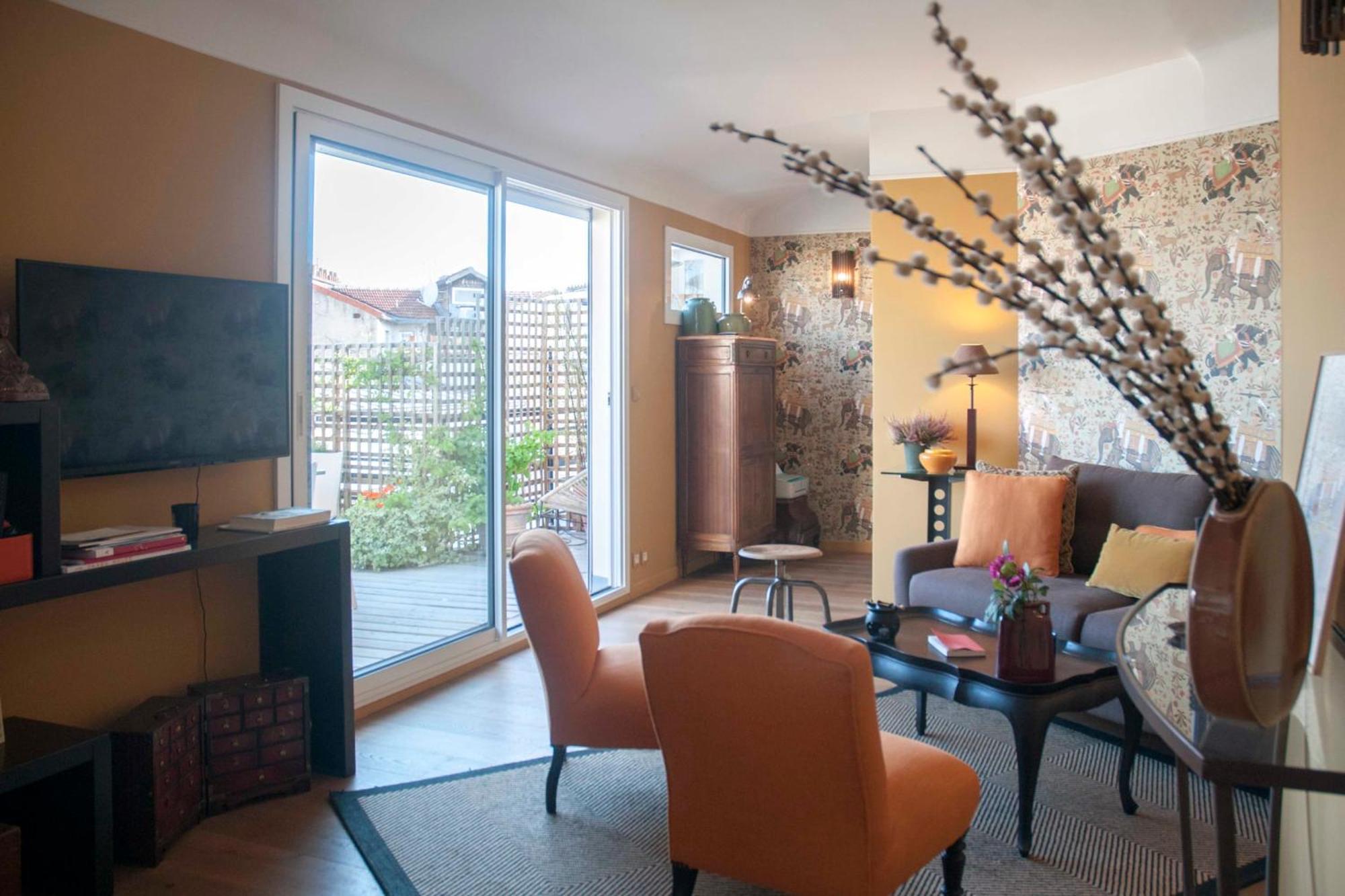 Beautiful Love Nest Near The Seine Paris