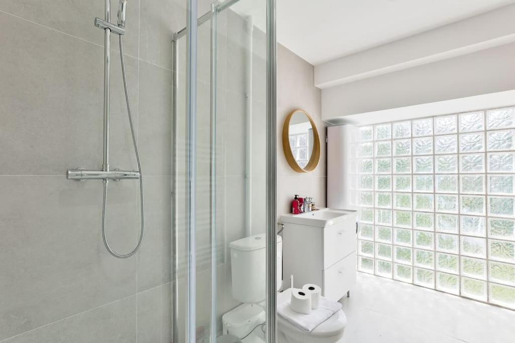 Charme Parisien 4 Personnes, 1 Chambre, 19eme * Paris