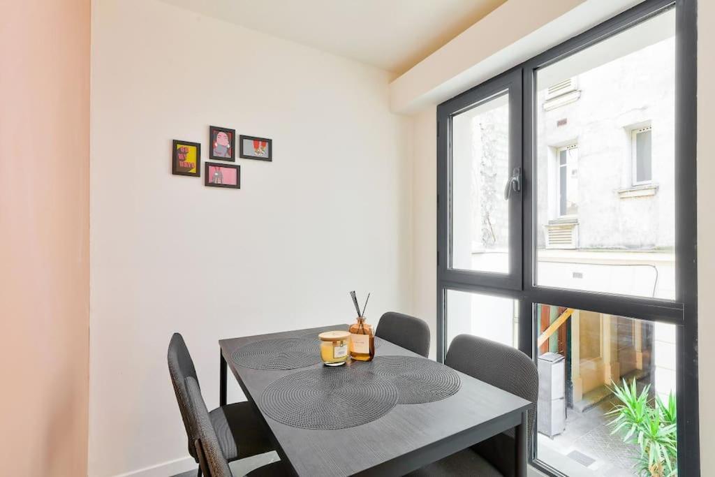 Apartment Charme Parisien 4 Personnes, 1 Chambre, 19eme
